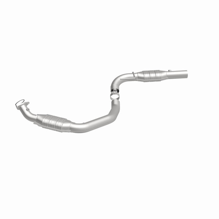 MagnaFlow CARB-Grade Direct-Fit Catalytic Converter - Chevrolet Express 2500 2003-2005 6.0L - Driver Side, view 16
