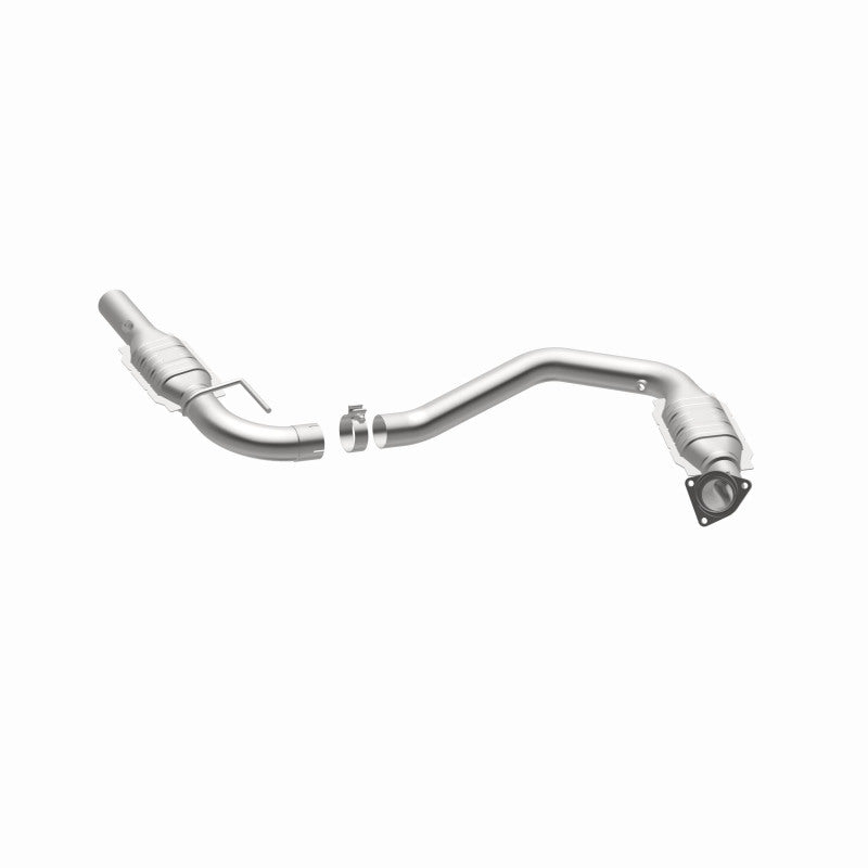 MagnaFlow CARB-Grade Direct-Fit Catalytic Converter - Chevrolet Express 2500 2003-2005 6.0L - Driver Side, view 24