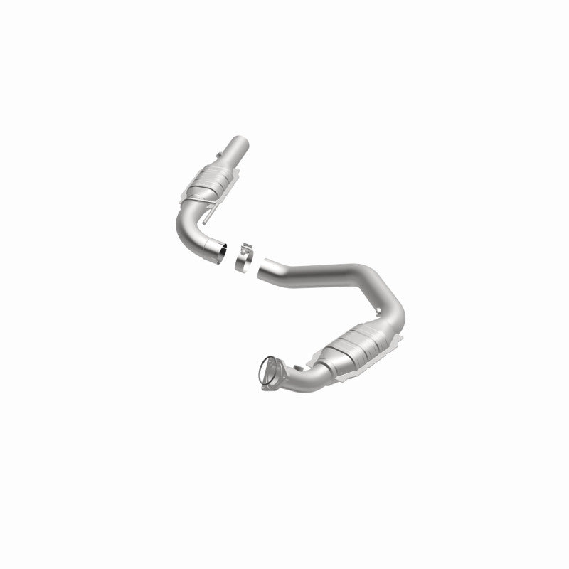 MagnaFlow CARB-Grade Direct-Fit Catalytic Converter - Chevrolet Express 2500 2003-2005 6.0L - Driver Side, view 29