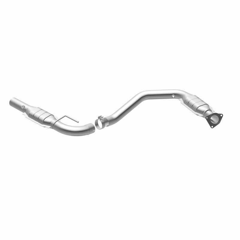 MagnaFlow CARB-Grade Direct-Fit Catalytic Converter - Chevrolet Express 2500 2003-2005 6.0L - Driver Side, view 36