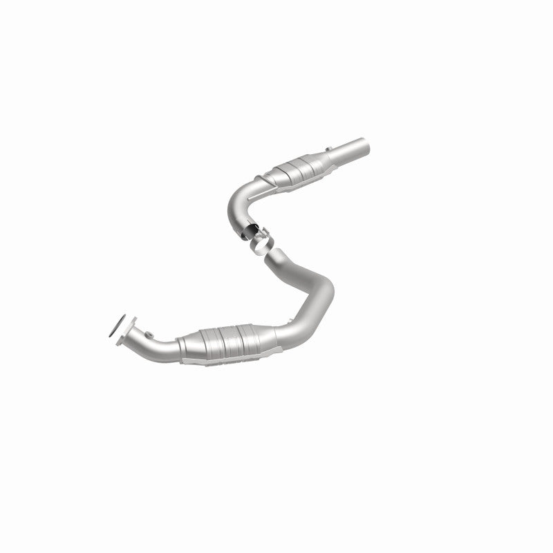 MagnaFlow CARB-Grade Direct-Fit Catalytic Converter - Chevrolet Express 2500 2003-2005 6.0L - Driver Side, view 5