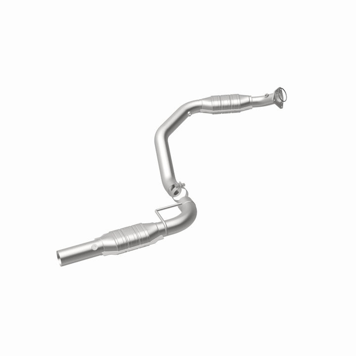 MagnaFlow CARB-Grade Direct-Fit Catalytic Converter - Chevrolet Express 2500 2003-2005 6.0L - Driver Side, view 6