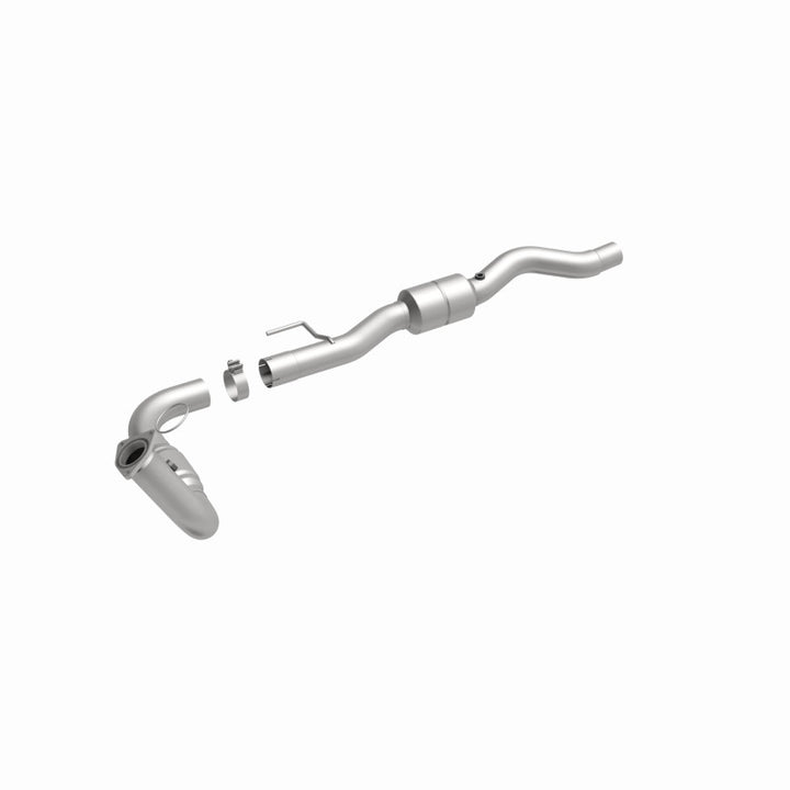 MagnaFlow CARB-Grade Direct-Fit Catalytic Converter - Chevrolet Avalanche / Suburban / GMC Yukon XL 2500 8.1L 2001-2005 - Driver Side, view 13