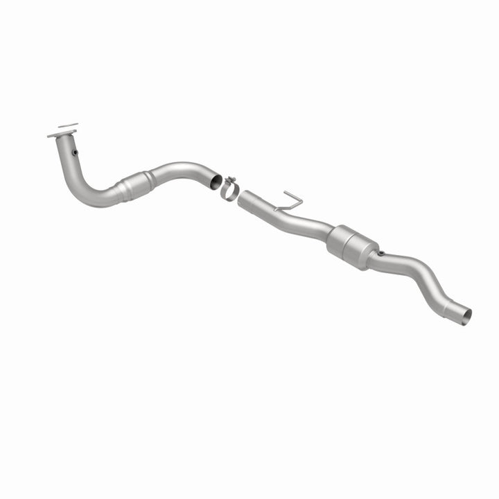 MagnaFlow CARB-Grade Direct-Fit Catalytic Converter - Chevrolet Avalanche / Suburban / GMC Yukon XL 2500 8.1L 2001-2005 - Driver Side, view 19