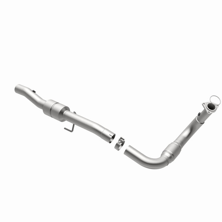 MagnaFlow CARB-Grade Direct-Fit Catalytic Converter - Chevrolet Silverado 2500 HD 2001-2006 6.0L - Driver Side, view 30