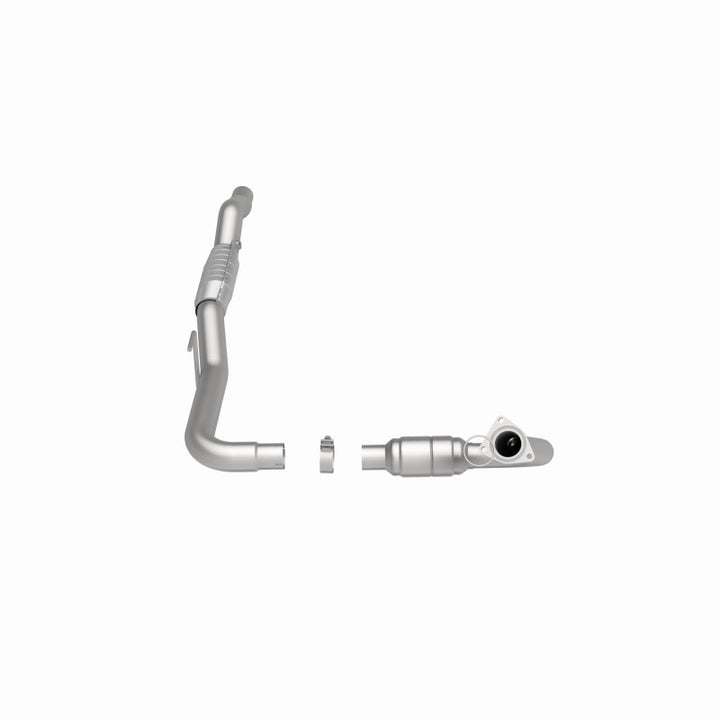 MagnaFlow CARB-Grade Direct-Fit Catalytic Converter - GMC Sierra / Chevrolet Silverado 2500 HD 6.0L 2001-2006 - Driver Side, view 15