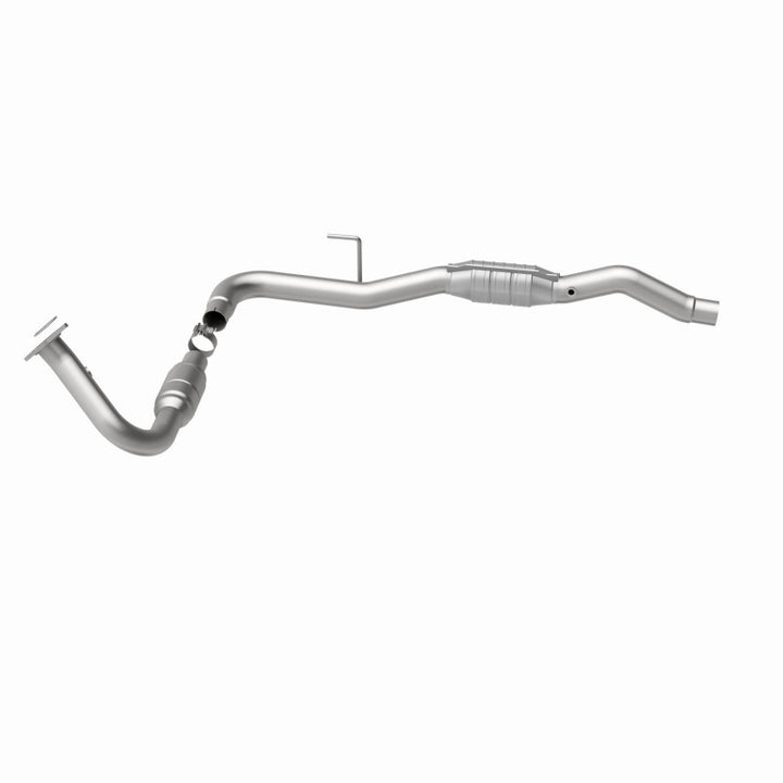 MagnaFlow CARB-Grade Direct-Fit Catalytic Converter - GMC Sierra / Chevrolet Silverado 2500 HD 6.0L 2001-2006 - Driver Side, view 20