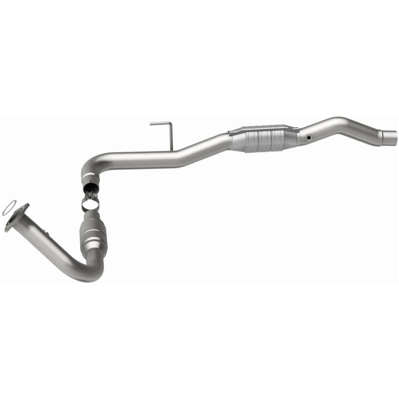 MagnaFlow CARB-Grade Direct-Fit Catalytic Converter - GMC Sierra / Chevrolet Silverado 2500 HD 6.0L 2001-2006 - Driver Side, view 38