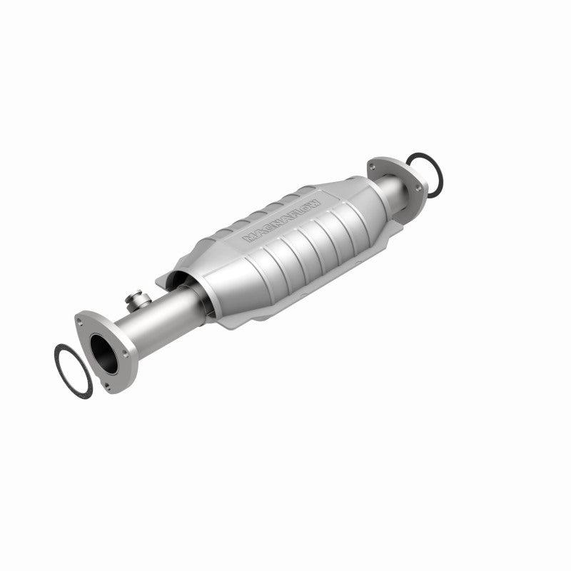 MagnaFlow CARB-Grade Direct-Fit Catalytic Converter - Chevrolet Cavalier 1996-1998 2.2L, view 2
