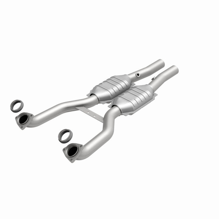 MagnaFlow CARB-Grade Direct-Fit Catalytic Converter - Chevrolet Corvette 1997-1999 5.7L V8, view 3