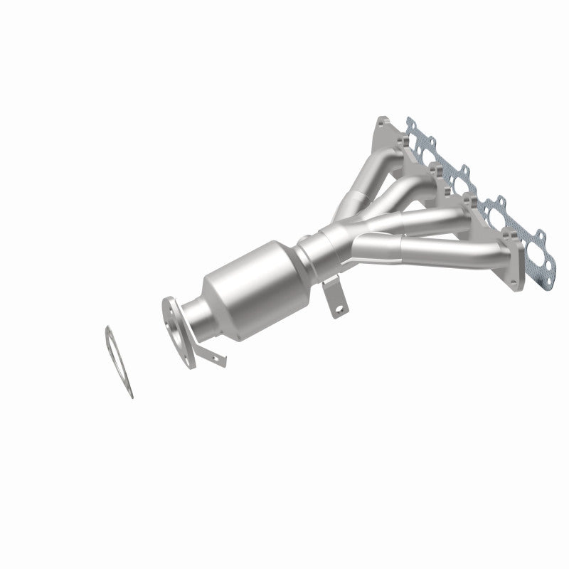 MagnaFlow CARB-Grade Direct-Fit Catalytic Converter - Chevrolet Malibu Classic 2004-2005 2.2L, view 5