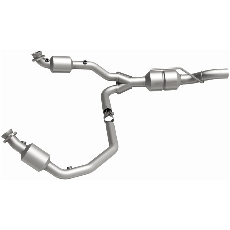 MagnaFlow CARB-Grade Direct-Fit Catalytic Converter - Dodge Ram Van 2001-2002 5.9L, view 3
