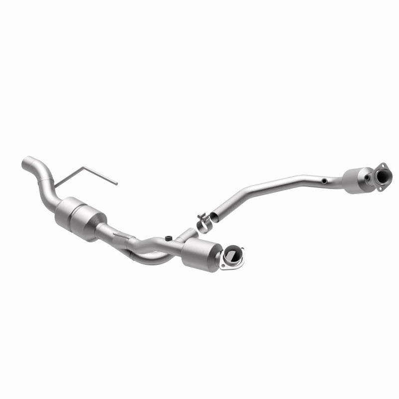MagnaFlow CARB-Grade Direct-Fit Catalytic Converter - Dodge Ram Van 2001-2002 5.9L, view 4