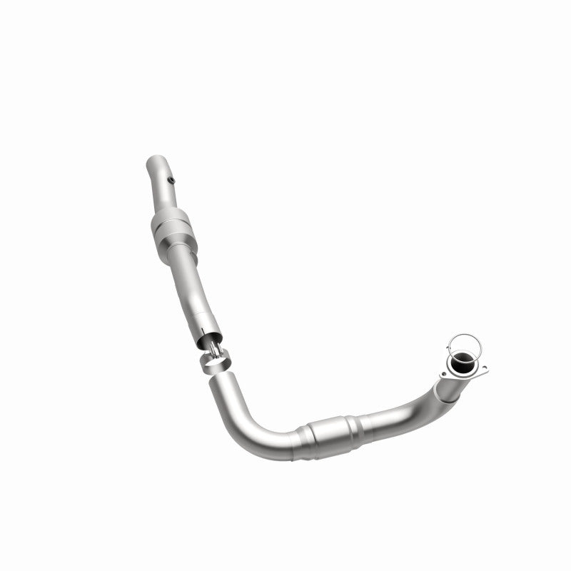MagnaFlow CARB-Grade Direct-Fit Catalytic Converter - Chevrolet Silverado 2500 HD 2005-2006 6.0L - Driver Side, view 15