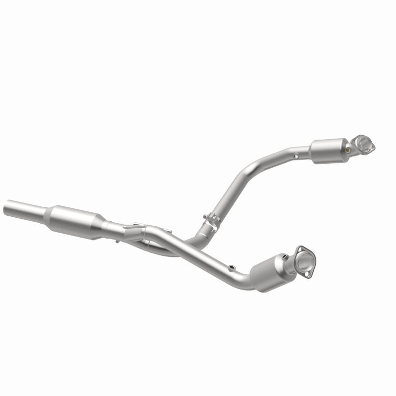 MagnaFlow CARB-Grade Direct-Fit Catalytic Converter - Dodge Ram 2500 5.9L (2001-2002), view 15