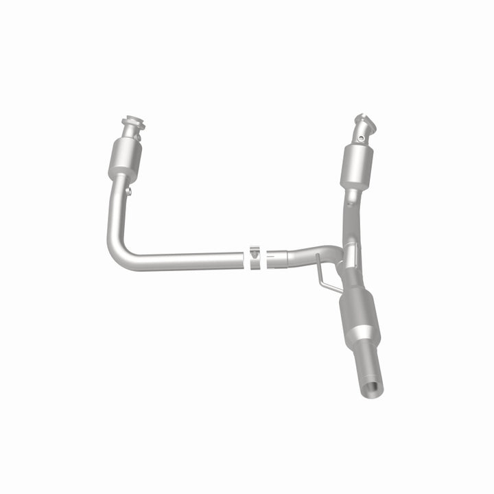 MagnaFlow CARB-Grade Direct-Fit Catalytic Converter - Dodge Ram 2500 5.9L (2001-2002), view 2
