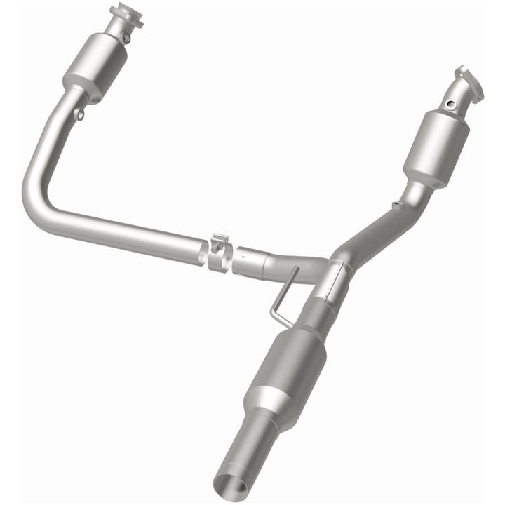 MagnaFlow CARB-Grade Direct-Fit Catalytic Converter - Dodge Ram 2500 5.9L (2001-2002), view 26