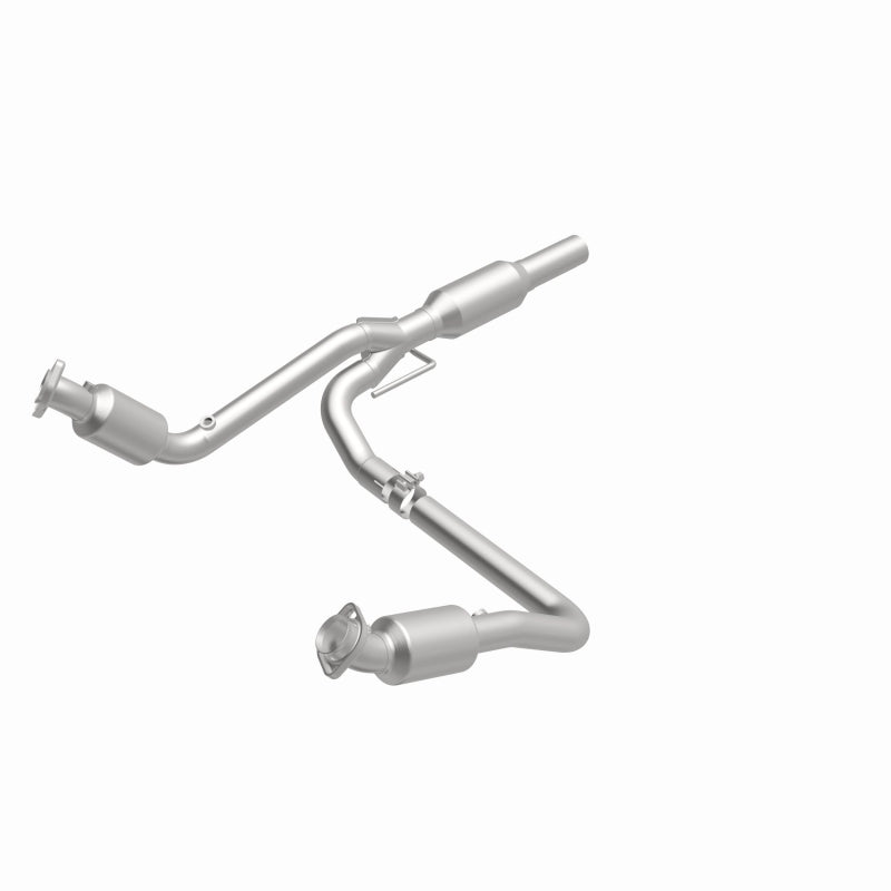 MagnaFlow CARB-Grade Direct-Fit Catalytic Converter - Dodge Ram 2500 5.9L (2001-2002), view 4