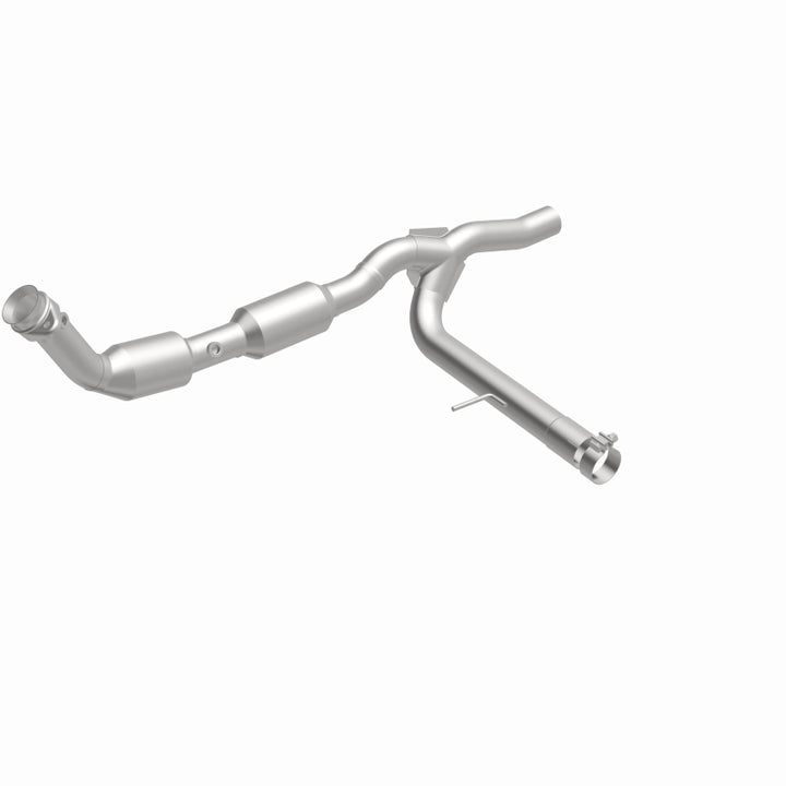 MagnaFlow CARB-Grade Direct-Fit Catalytic Converter - Ford F-150 5.4L (2004), view 4