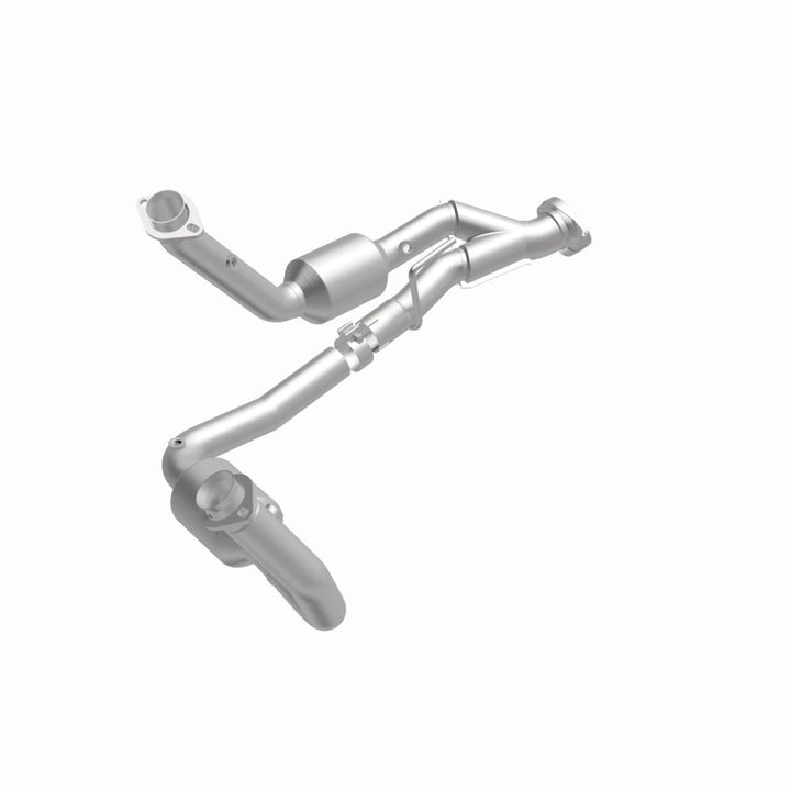 MagnaFlow CARB-Grade Direct-Fit Catalytic Converter - Jeep Grand Cherokee 2005-2006 5.7L, view 2
