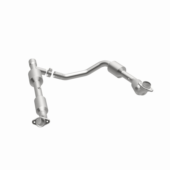 MagnaFlow CARB-Grade Direct-Fit Catalytic Converter - Ford E-350 Super Duty 2005-2008 5.4L, view 3