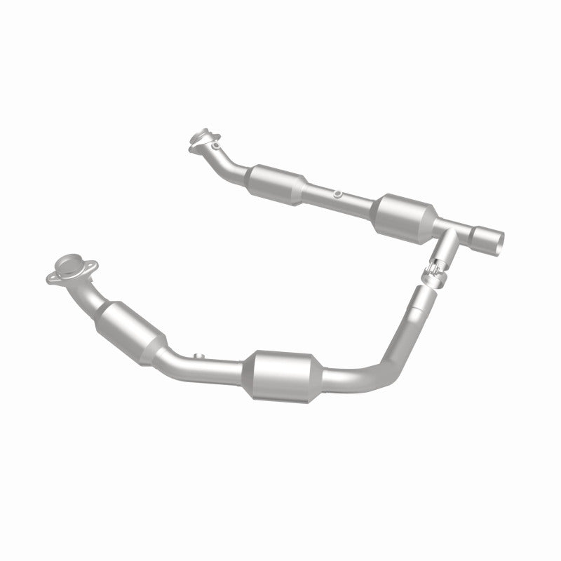 MagnaFlow CARB-Grade Direct-Fit Catalytic Converter - Ford E-350 Super Duty 2005-2008 5.4L, view 4