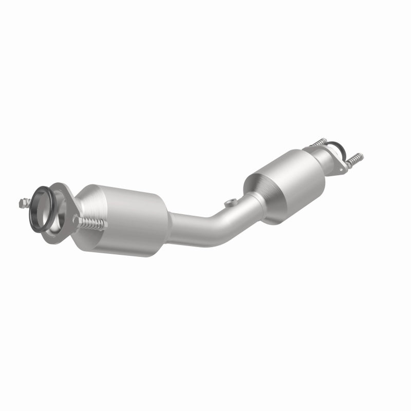 MagnaFlow CARB-Grade Direct-Fit Catalytic Converter - Nissan Versa 2018-2019 1.6L, 360 degree view