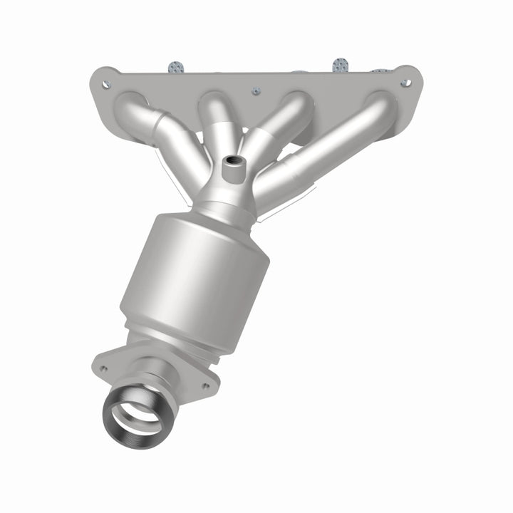 MagnaFlow CARB-Grade Direct-Fit Manifold Catalytic Converter - Nissan Sentra 1.8L (2013-2017), 360 degree view