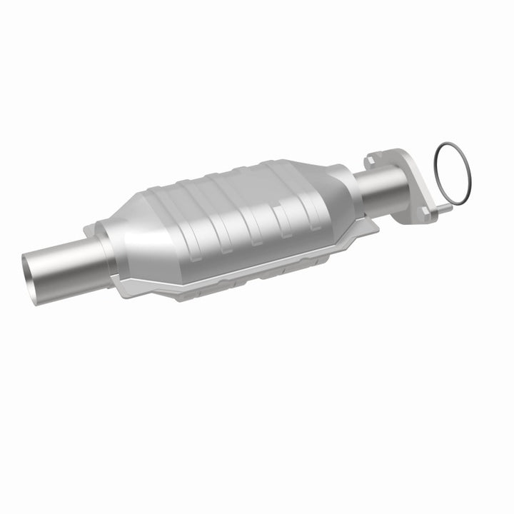 MagnaFlow Direct-Fit Catalytic Converter - Ford Fusion / Mercury Milan 2010-2012, 360 degree view