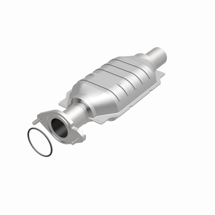 MagnaFlow Direct-Fit Catalytic Converter - Ford Fusion / Mercury Milan 2010-2012, 360 degree view