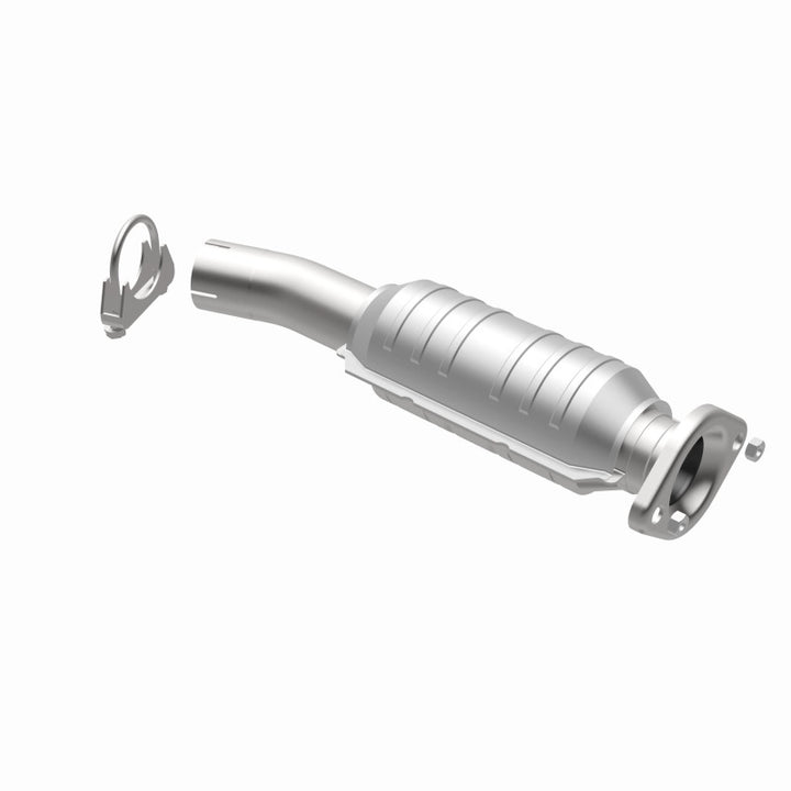 MagnaFlow HM-Grade Direct-Fit Catalytic Converter - Toyota Sienna 2004-2010, view 4