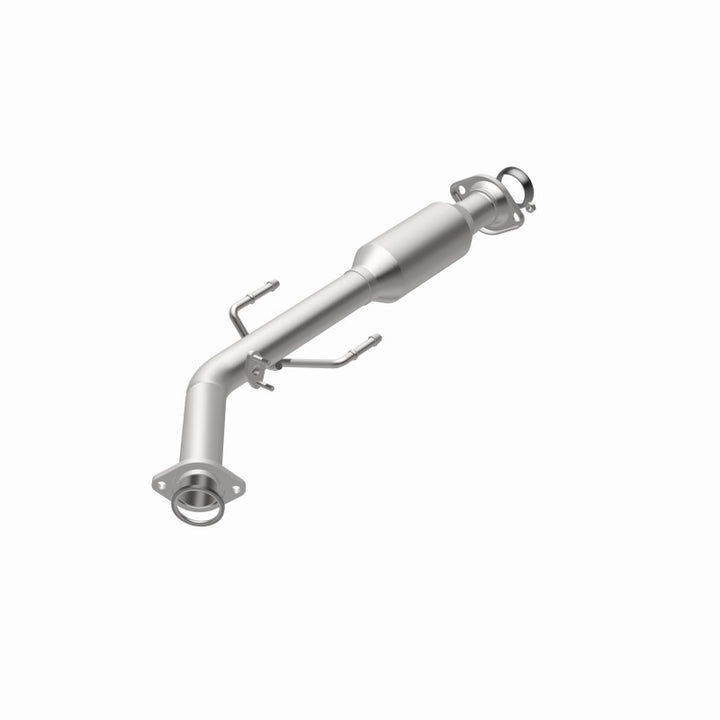 MagnaFlow HM-Grade Direct-Fit Catalytic Converter - Toyota Sienna 2001-2003 3.0L, view 3