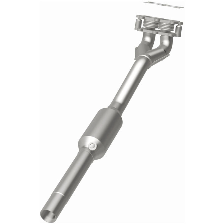 MagnaFlow HM-Grade Direct-Fit Catalytic Converter - Volkswagen Beetle 1998-2004 2.0L - Dual Inlet, view 3
