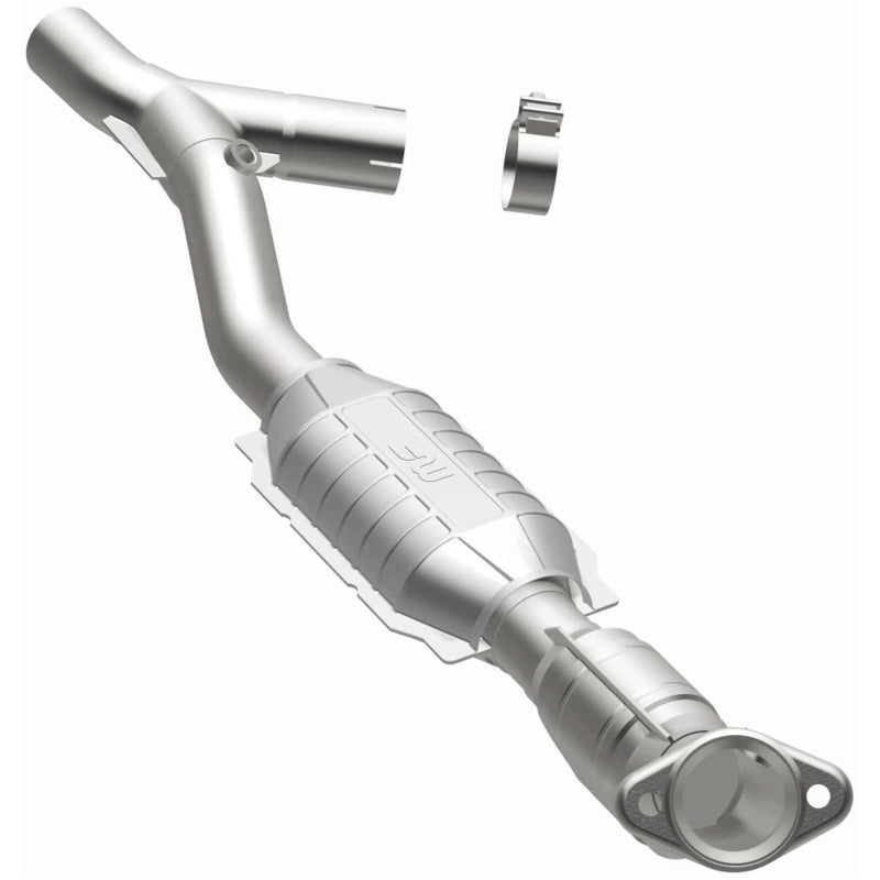 MagnaFlow HM-Grade Direct-Fit Catalytic Converter - Ford Expedition / F-150 1997-1998 5.4L, view 32