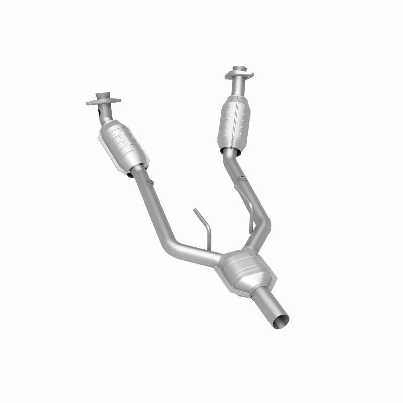 MagnaFlow HM-Grade Direct-Fit Catalytic Converter - Ford Thunderbird / Mercury Cougar 1996-1997 3.8L, view 10