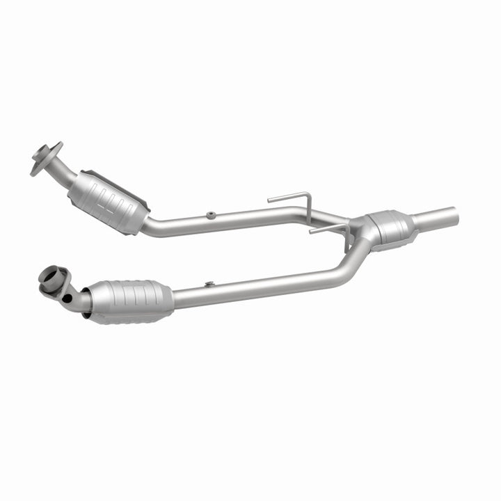 MagnaFlow HM-Grade Direct-Fit Catalytic Converter - Ford Thunderbird / Mercury Cougar 1996-1997 3.8L, view 36