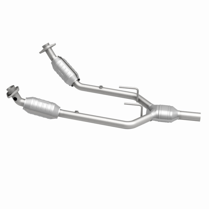 MagnaFlow HM-Grade Direct-Fit Catalytic Converter - Ford Thunderbird / Mercury Cougar 1996-1997 3.8L, view 38