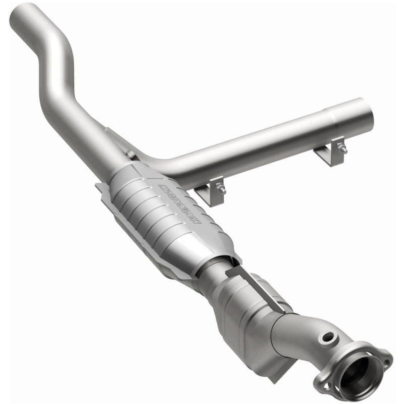 MagnaFlow HM-Grade Direct-Fit Catalytic Converter - Ford F-150 / F-250 1997-1998 4.6L - Right Side, view 12