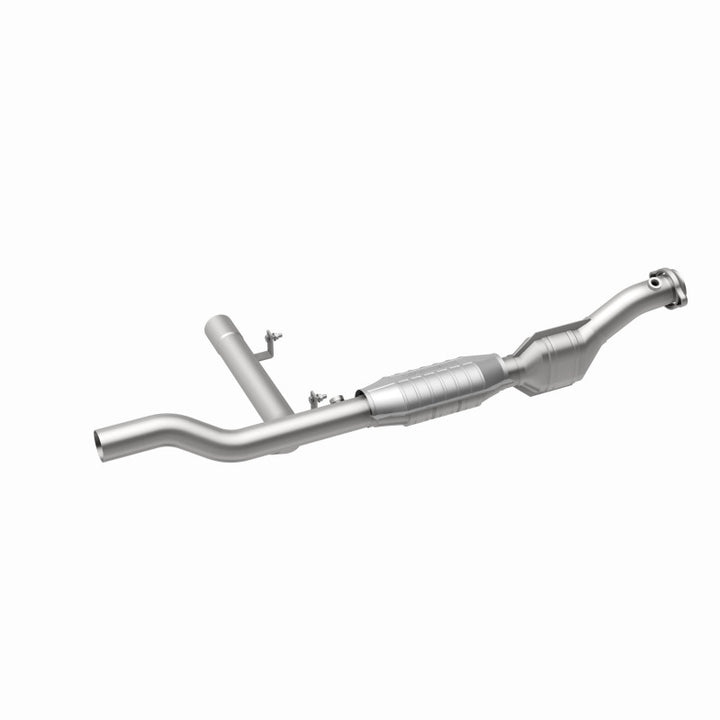 MagnaFlow HM-Grade Direct-Fit Catalytic Converter - Ford F-150 / F-250 1997-1998 4.6L - Right Side, view 13
