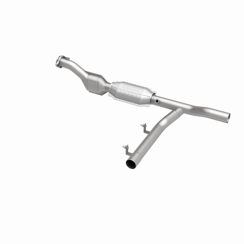 MagnaFlow HM-Grade Direct-Fit Catalytic Converter - Ford F-150 / F-250 1997-1998 4.6L - Right Side, view 24