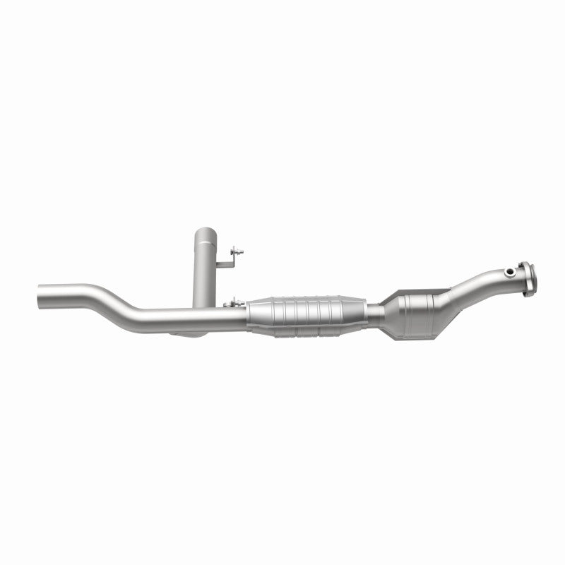 MagnaFlow HM-Grade Direct-Fit Catalytic Converter - Ford F-150 / F-250 1997-1998 4.6L - Right Side, view 29