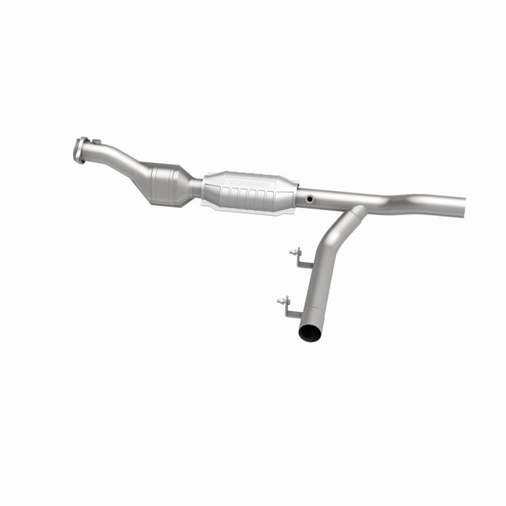MagnaFlow HM-Grade Direct-Fit Catalytic Converter - Ford F-150 / F-250 1997-1998 4.6L - Right Side, view 4