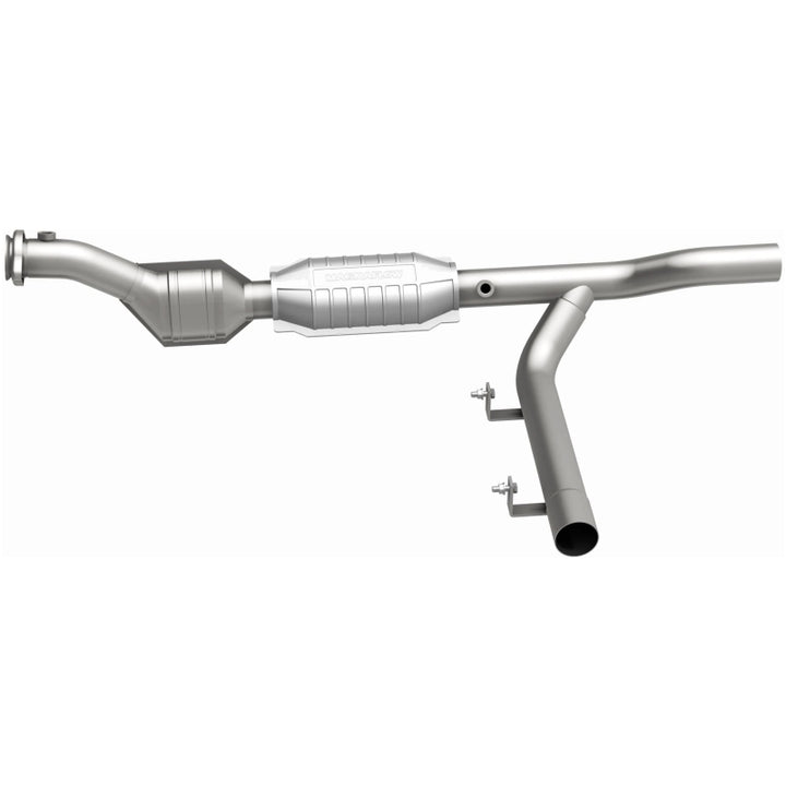 MagnaFlow HM-Grade Direct-Fit Catalytic Converter - Ford F-150 / F-250 1997-1998 4.6L - Right Side, view 6