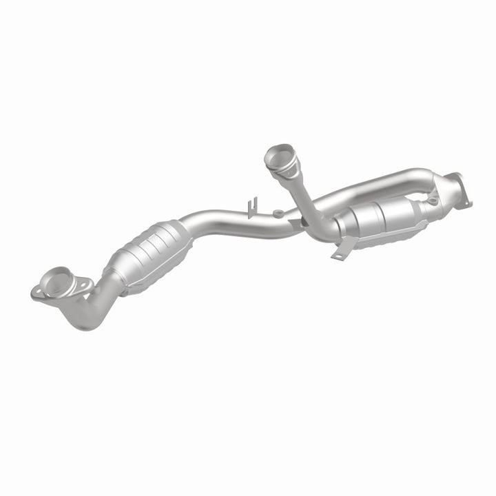 MagnaFlow HM Grade Direct-Fit Catalytic Converter - Ford Taurus 1996-1999 3.4L - Front, view 3