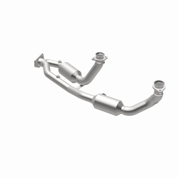 MagnaFlow HM Grade Direct-Fit Catalytic Converter - Ford Windstar 1999-2000 3.0L, view 4