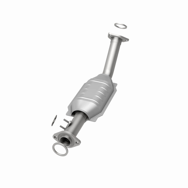 MagnaFlow HM Grade Direct-Fit Catalytic Converter - Toyota Tundra 2000-2002 4.7L - Front Passenger Side, view 5
