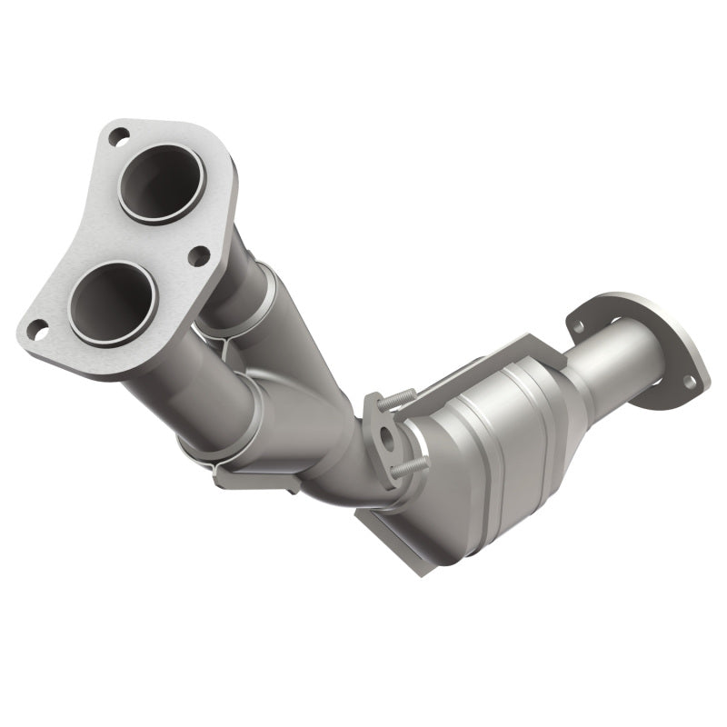 MagnaFlow HM Grade Direct-Fit Catalytic Converter - Toyota Tacoma 2000-2004 2.7L - Front
