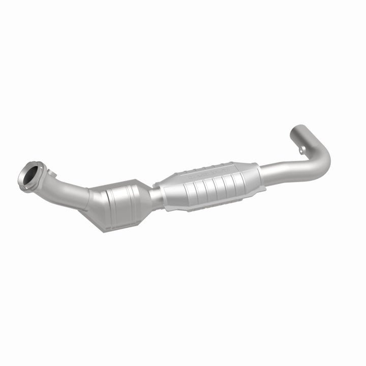 MagnaFlow HM-Grade Direct-Fit Catalytic Converter - Ford F-250 Expedition 1999-2000 5.4L - Driver Side, view 30