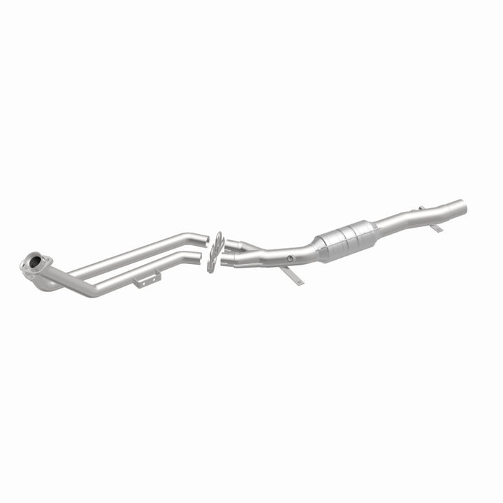 MagnaFlow HM-Grade Direct-Fit Catalytic Converter - Mercedes-Benz SL600 1995-2002 - Passenger Side, view 3