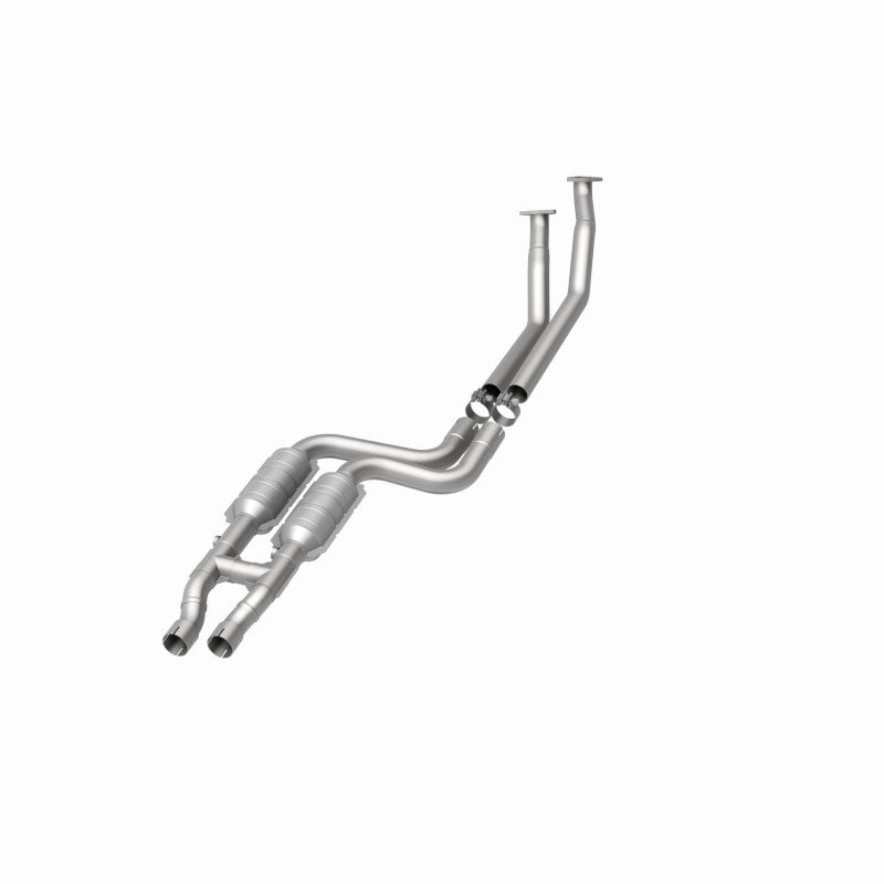 MagnaFlow HM-Grade Direct-Fit Catalytic Converter - BMW 528i 1997-1998 2.8L - Driver Side, view 39